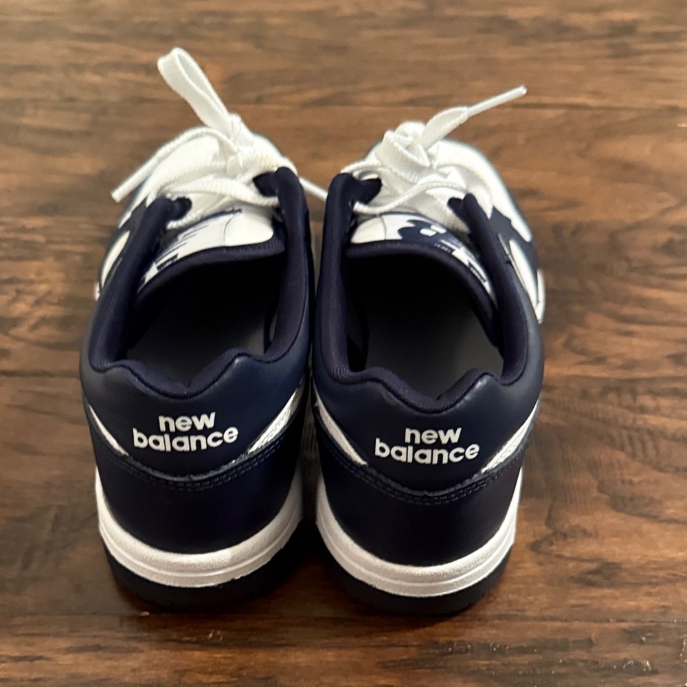 New Balance 480 Navy and White Sneakers - Picture 4 of 6